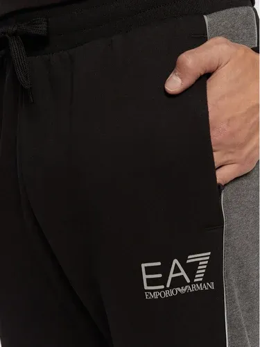 Pantaloni trening EA7 Emporio Armani (18265861)